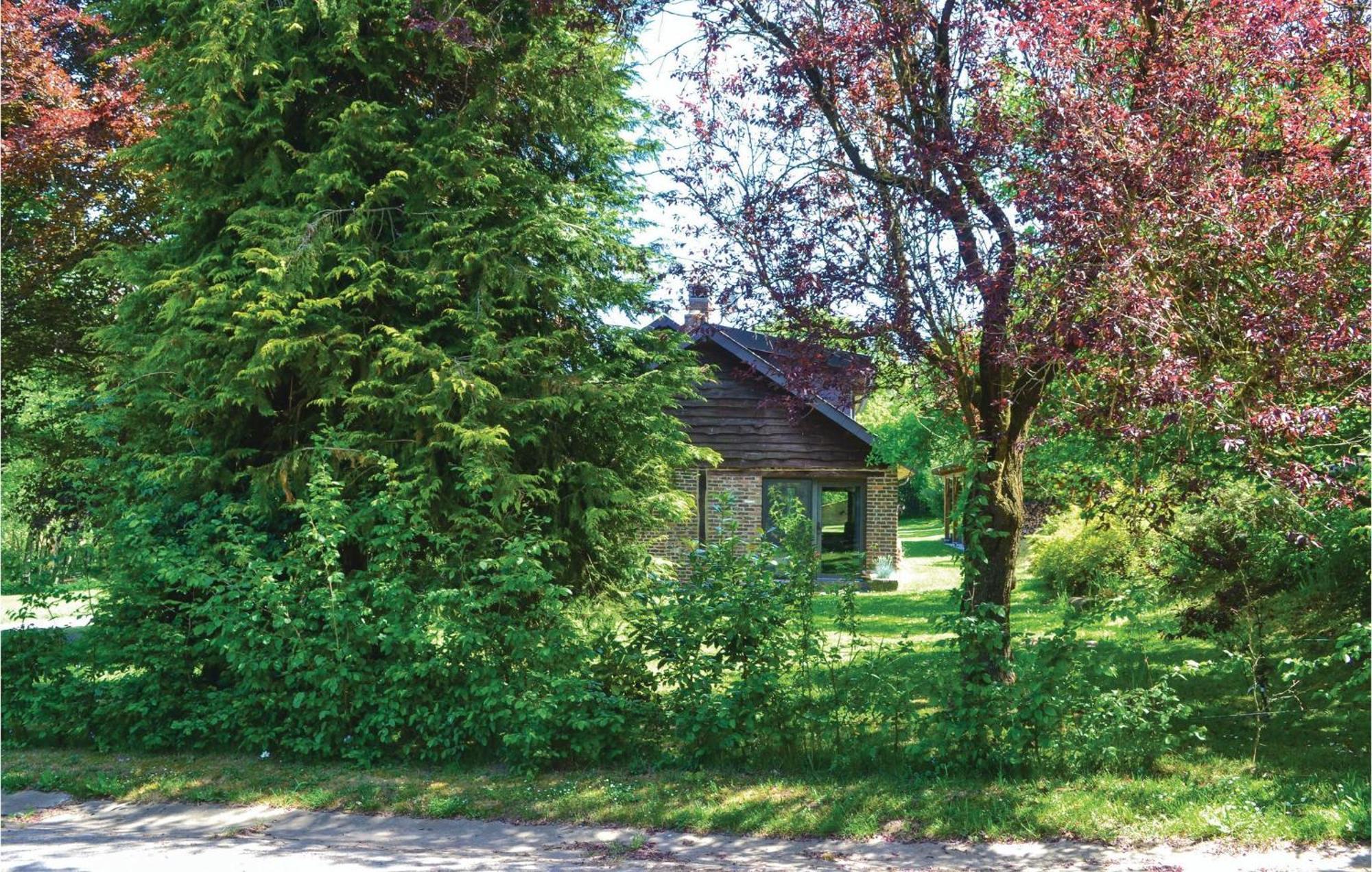 Thanville Pondrome Exterior photo